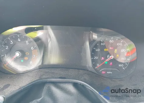 2023 Jeep Compass Latitude 4X4 z USA, uszkodzony, nr VIN 3C4NJDBN2PT566984